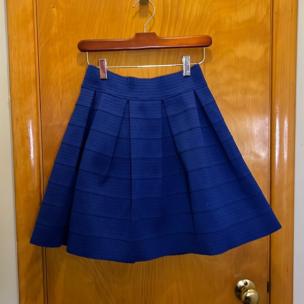 Express Women SP Cobalt Blue Texture Flounce Skirt  NWT